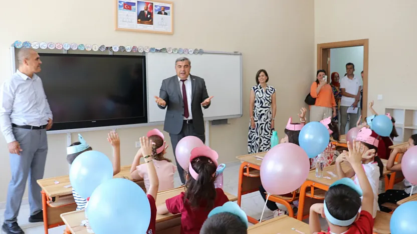 Müdür Sünnetci'den Uyum Öğrencilerine Şefkatli Destek
