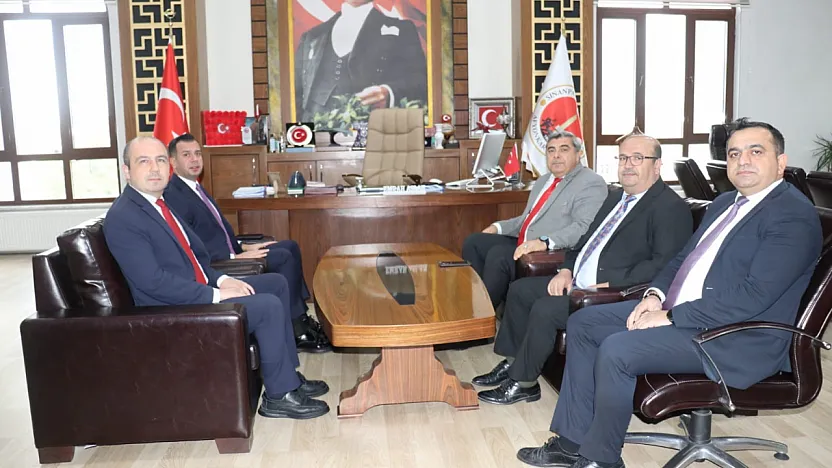 Müdür Sünnetci, Eğitim Kalitesinin Daha Da Yükselmesi İçin Çalışıyor