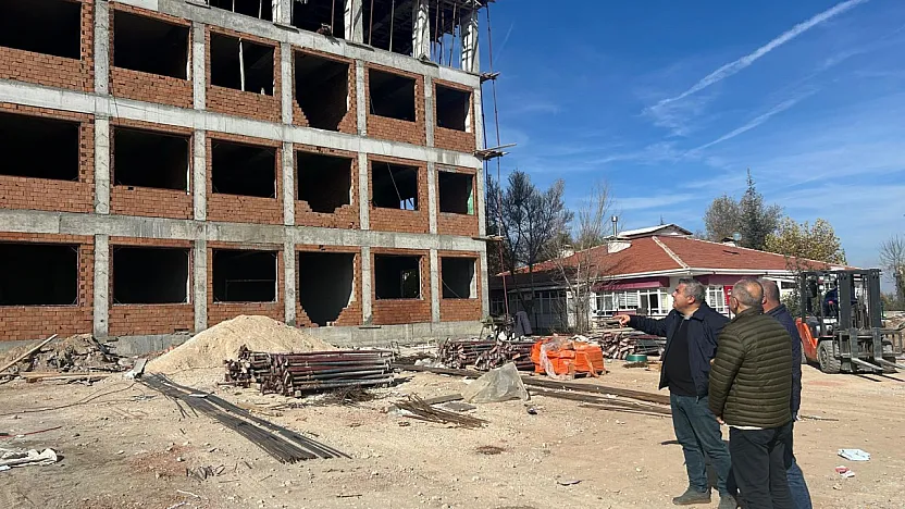 Müdür Sünnetci, Hafta Sonu Da Mesaide