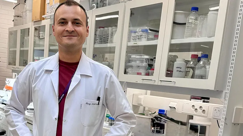 Nükleer Atıklar Camla Kilitleniyor! AKÜ'den Stratejik Yerli Teknoloji