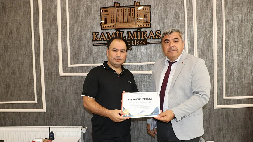 'Öğrencilere Başarı Altın Tepside Sunulmuyor'