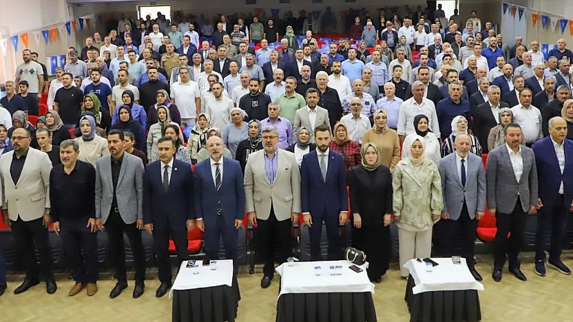 Özkaya: CHP'li Belediyeler Satıyor, Biz Alıyoruz