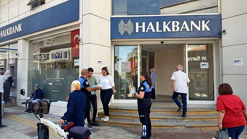 Polisten Dolandırıcılığa Broşürlü Uyarı