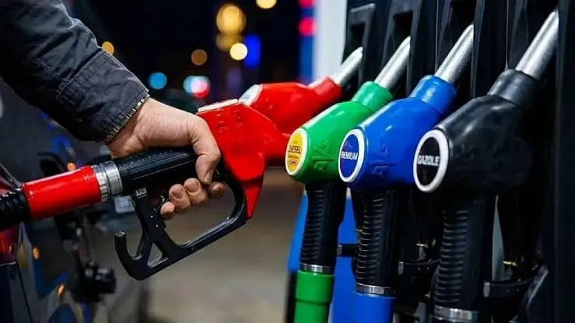 Salı Günü Motorine Rekor Zam Bekleniyor, 100 Liraya Dayanacak