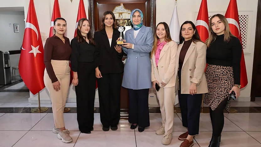 Şampiyonlar RSP'den, Ödülleri Vali Yiğitbaşı'dan