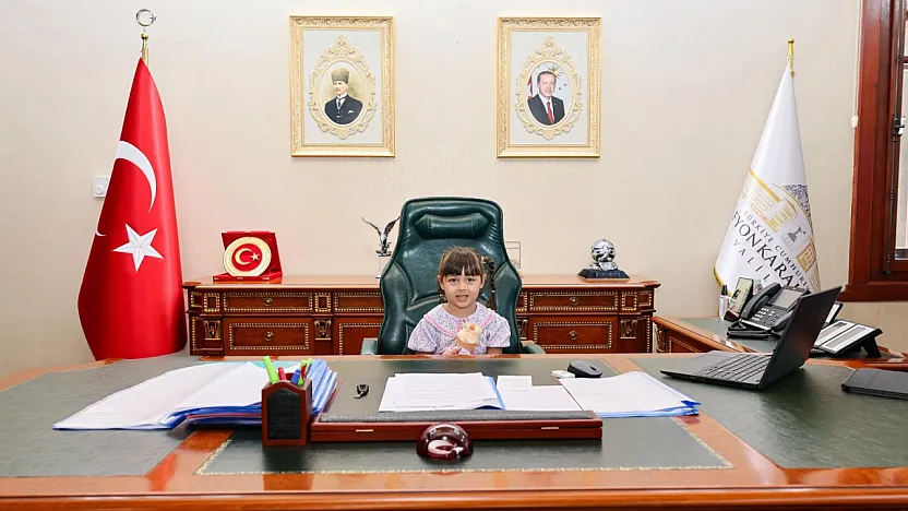 Şehit Kızı Vali Makamında
