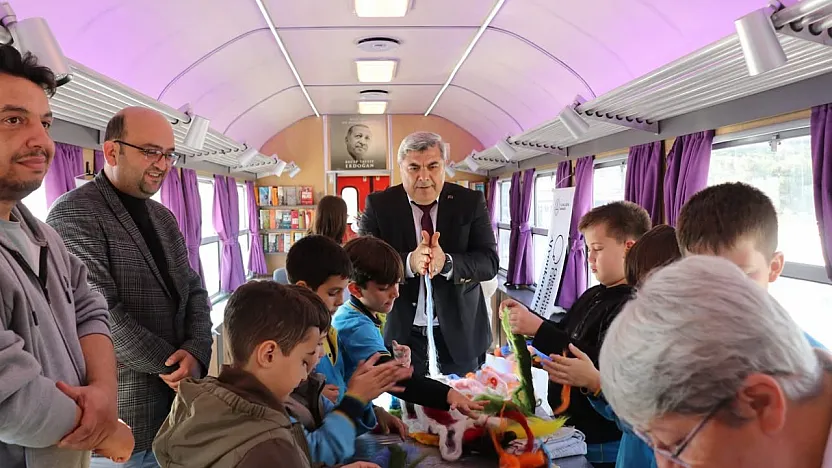 Selçuklu İlkokulu Öğrencilerinden Öğretmenlerine El Emeği Hediye