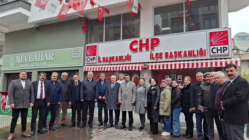 Semt Pazarında Siyaset Trafiği