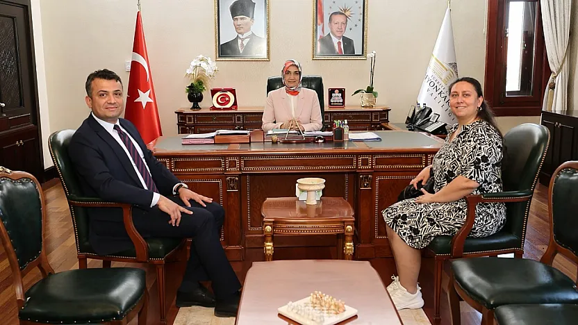 Sevilen Çift Afyon'dan Ayrılıyor