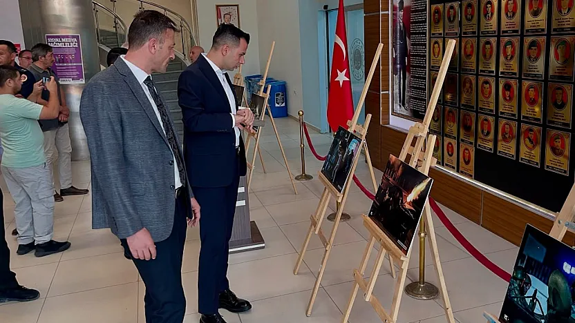 Sinanpaşa'da 'Zaferin Adı Türkiye' Temalı 15 Temmuz Fotoğraf Sergisi Açıldı