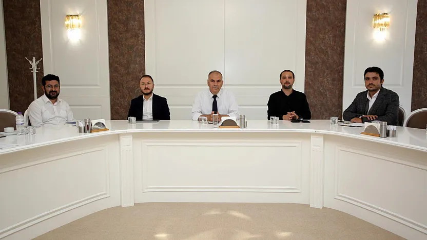 Staj Konsorsiyum Toplantısına 14 Üniversite Temsilcisi Katıldı