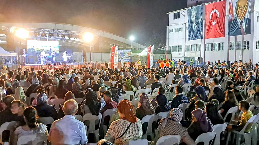 Şuhut'ta Coşkulu Konser… Büyük Heyecan
