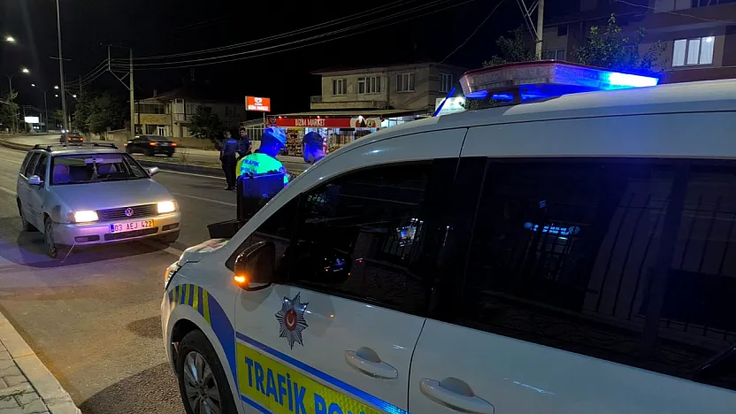 Şuhut'ta Polis Denetimi: 50 Araç Kontrol Edildi