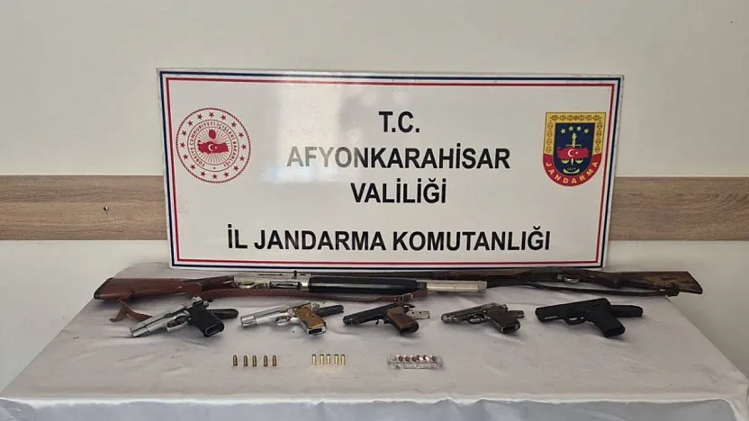 Tabanca, Şarjör, Fişek… Jandarma Ele Geçirdi
