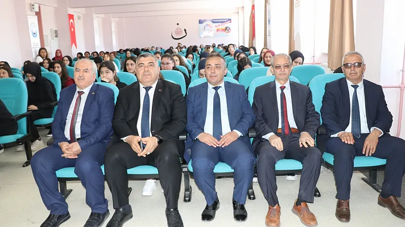 Tarihin Büyük Destanını Andılar