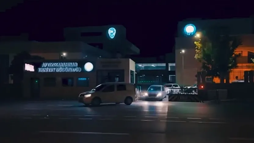 Tefecilere, Dolandırıcılara Operasyon