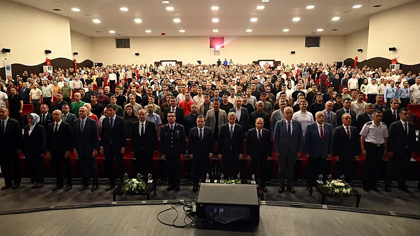 'Teşkilatların Temizlenmesi 15 Temmuz'da Ülkeyi Kurtardı'
