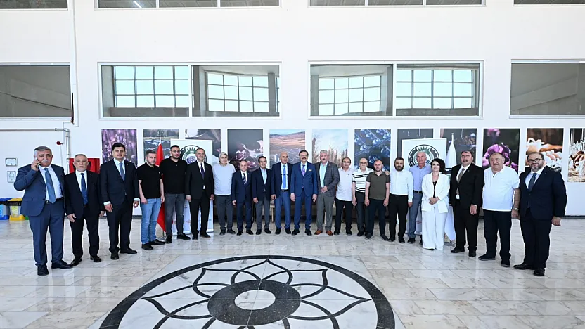 TOBB Başkanı Hisarcıklıoğlu, ATB Başkanı Mühsürler'i Tebrik Etti