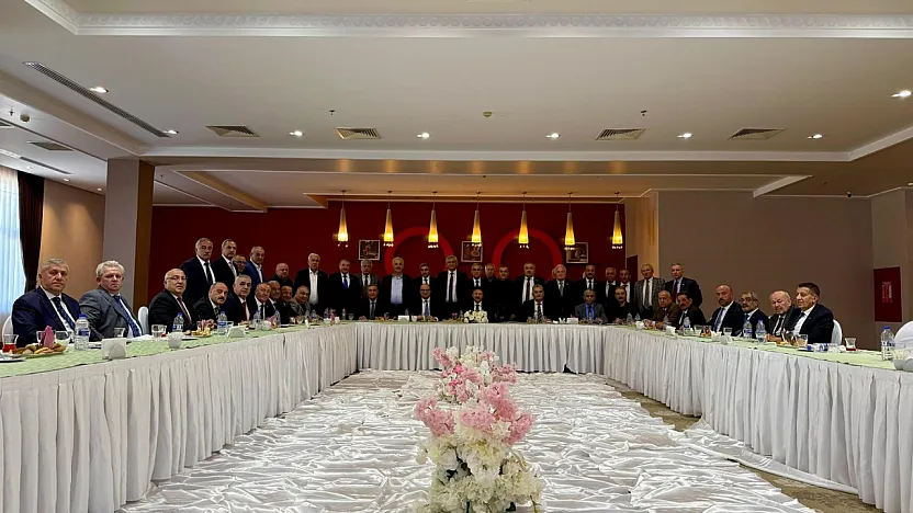 TŞOF Genel Başkanı Mehmet Yiğiner'in Öncülüğünde Esnafın Nabzı Afyon'da Tutuldu