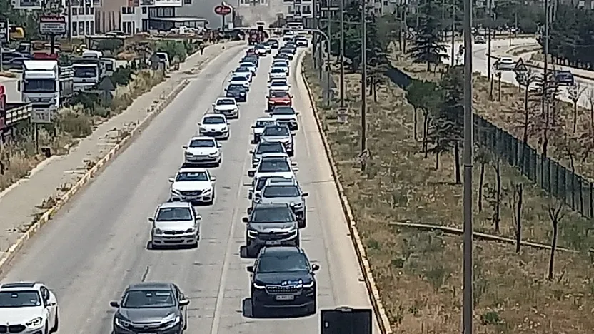 Tüm Yollar Afyon'a Çıkar