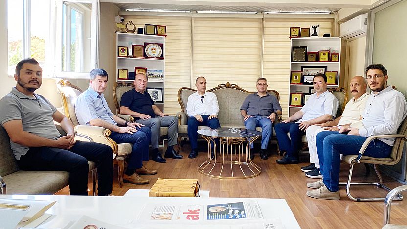 Türkiye Kamu-Sen: Kocatepe Gazetesi'nin Yanındayız
