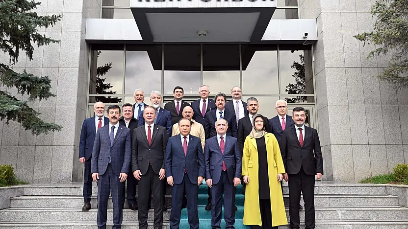 Türkiye Üniversiteleri AKÜ'de Buluştu: ÜAK'tan Önemli Kararlar