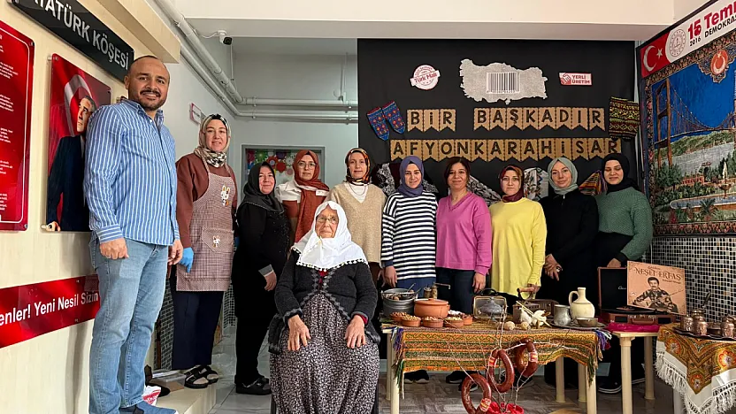 Üç Nesil Bir Arada Gelenekleri Yaşattılar