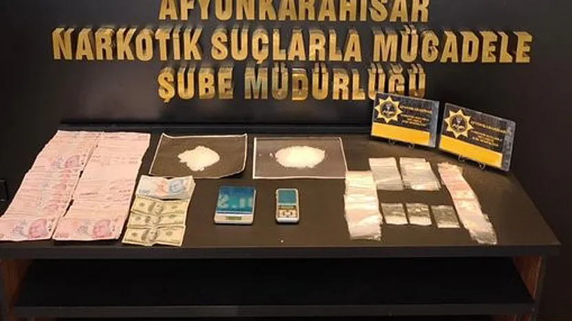 Uyuşturucu Operasyonunda 60 Bin TL Ele Geçirildi