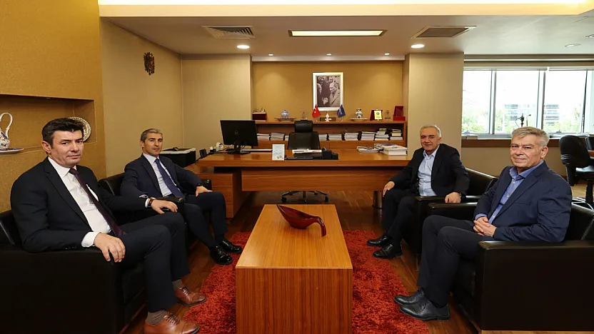 Vali Aktaş, Sağlık Yöneticileri İle İş İnsanlarını Ziyaret Etti