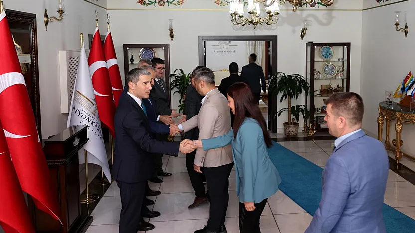 Vali Aktaş, Valilik Çalışanlarıyla Bayramlaştı