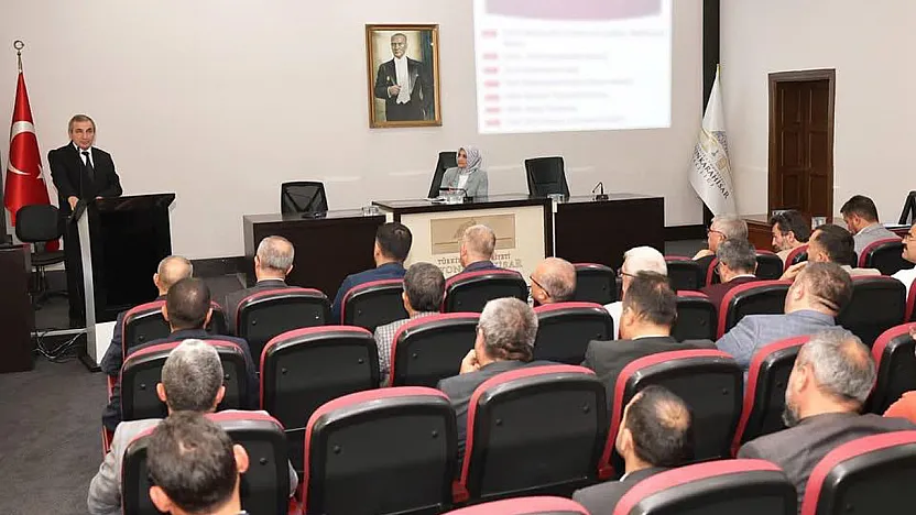 Vali ve STK'lar El Ele Verdi: Afyon'da Eğitime Milli Hamle!