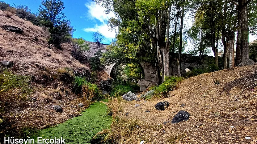 Vali Yiğitbaşı Açıkladı: Kadınana Su Kemeri Restore Edilecek