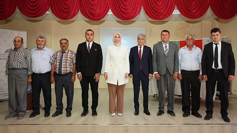 Vali Yiğitbaşı: Muhtarlarımız Önemli Bir Görevi İfa Ediyor