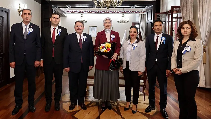 Vali Yiğitbaşı, SGK'nın Başarısını Tebrik Etti