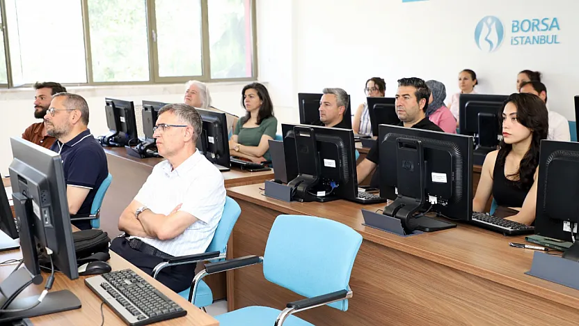 Yapay Zekayı Kullanmayı Kolaylaştıran Eğitim