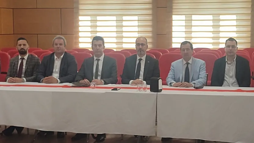 Yeni Müdüre Devlet Hastanesi'nde Brifing Verildi