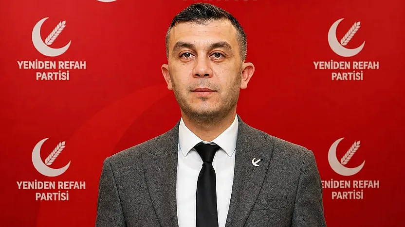 Yeniden Refah Partili Çakır: Siyaseti Bırakacak Mısınız?