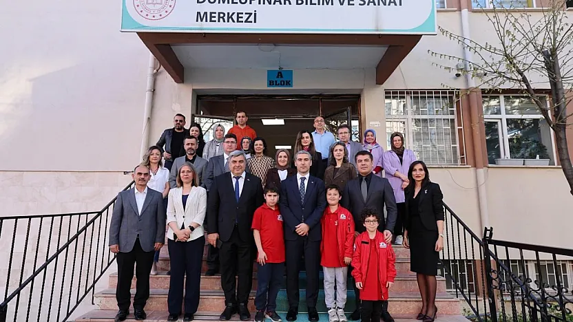 Yetenekli Mucitler Projelerini Vali Aktaş'a Anlattı