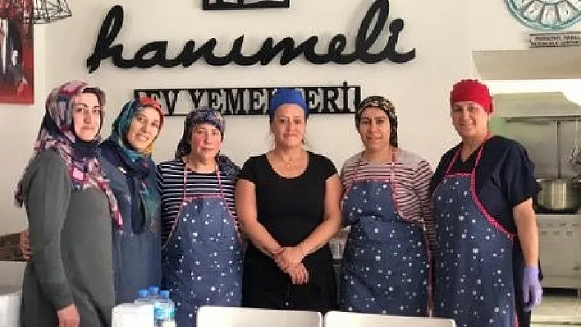 Yoksulluğu Emekle Aşan Kadınlar Tarih Yazıyor