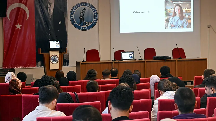 Yurtdışında Hangi Kariyer İmkânları var? Uzmanı Anlattı