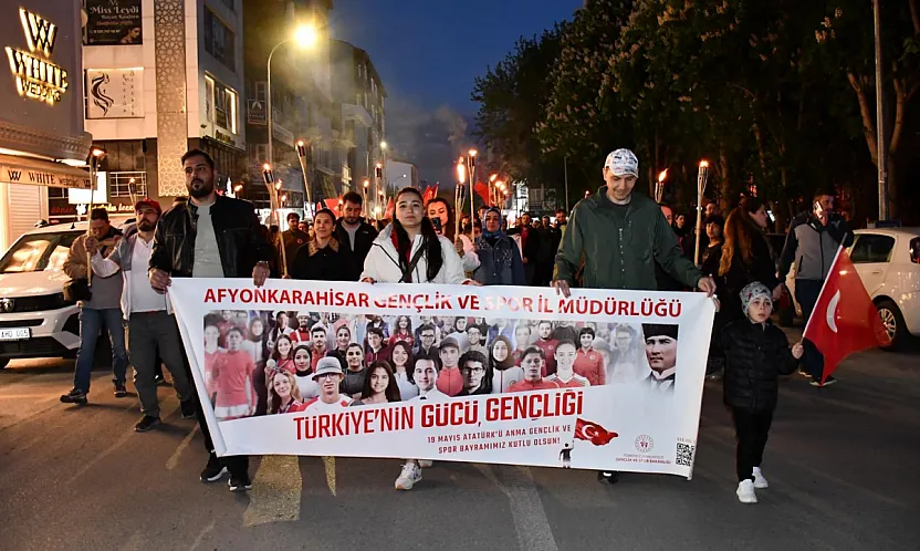 19 Mayıs Coşkusu Gençlik Yürüyüşü İle Başladı