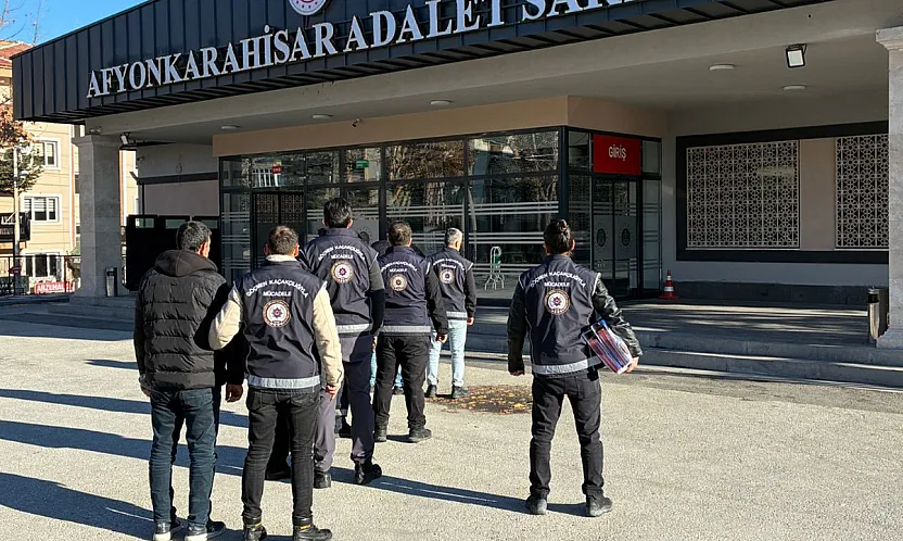 27 Yasadışı Göçmen Sınır Dışı Edildi… Organizatörler Tutuklandı