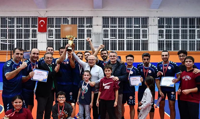 4. Kamu Spor Oyunları Erkek Voleybol Müsabakaları Tamamlandı