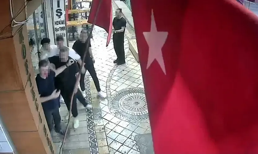 4 Kişilik Grup Dehşet Saçtı