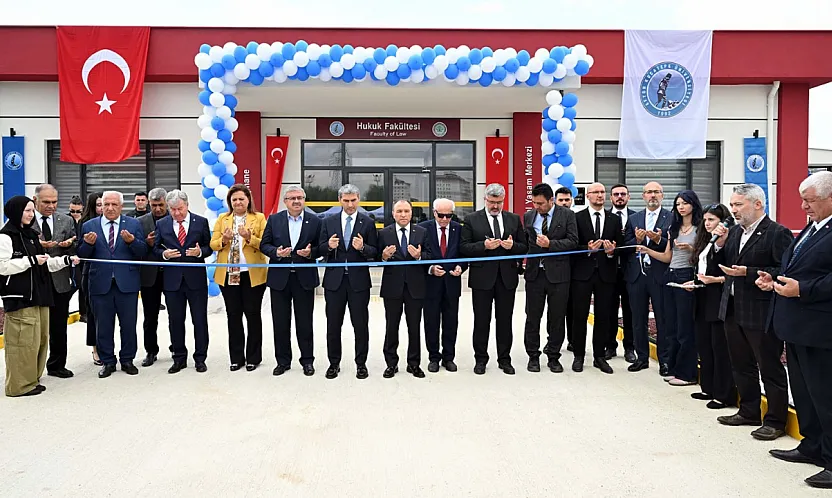 400 Deveyle Taşınan Kütüphane Hikâyesinden AKÜ'ye Uzanan Yol!