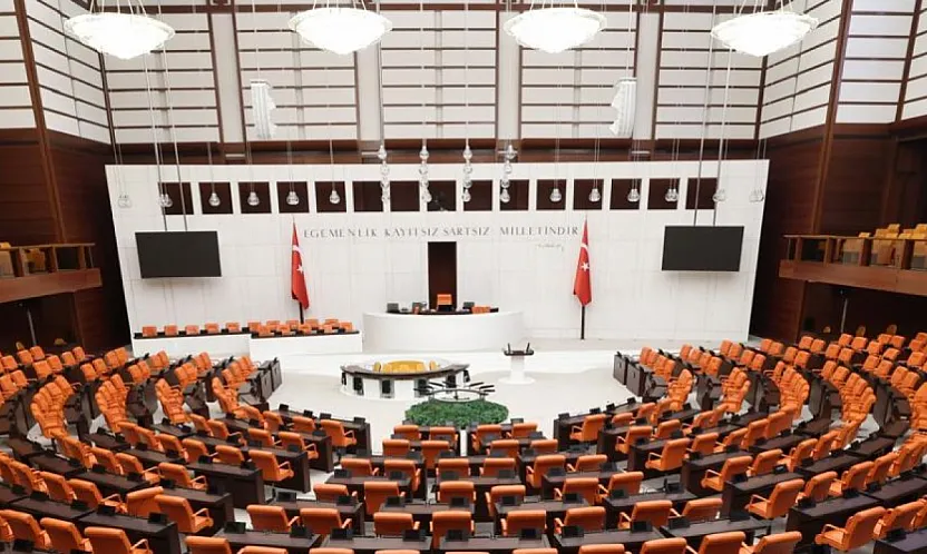 55 Bin Mahkuma Tahliye Gözüktü. Yargı Paketi TBMM'den Geçti