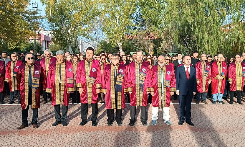 AFSÜ'de Tören Düzenlendi