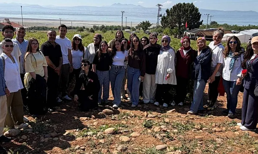 AFSÜ Heyeti Isparta Gül Festivali Teknik Gezisine Katıldı