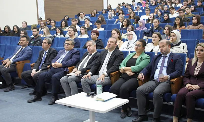 AFSÜ Öğrencileri Taleplerini Rektör'e İletti!