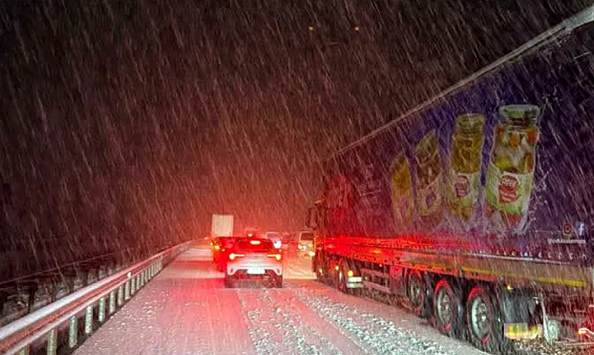 Afyon-Ankara Yolu Kapandı